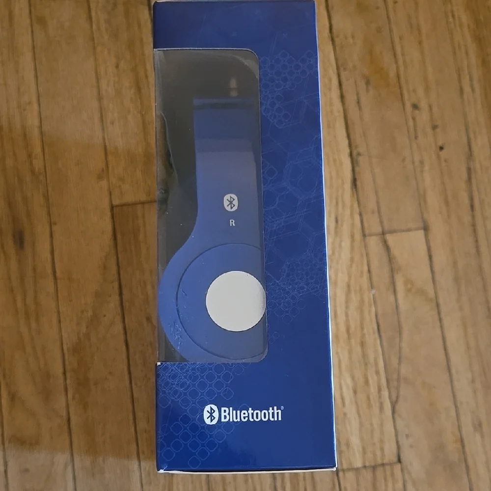 Wireless Headphones - Black and Blue